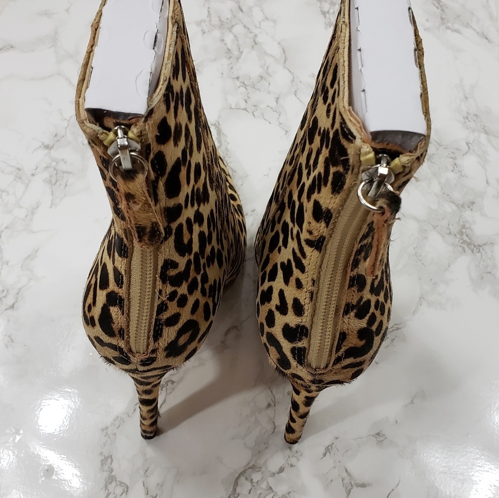 Steve Madden Leopard Cow Hair Ankle Bootie - Picture 4 of 5